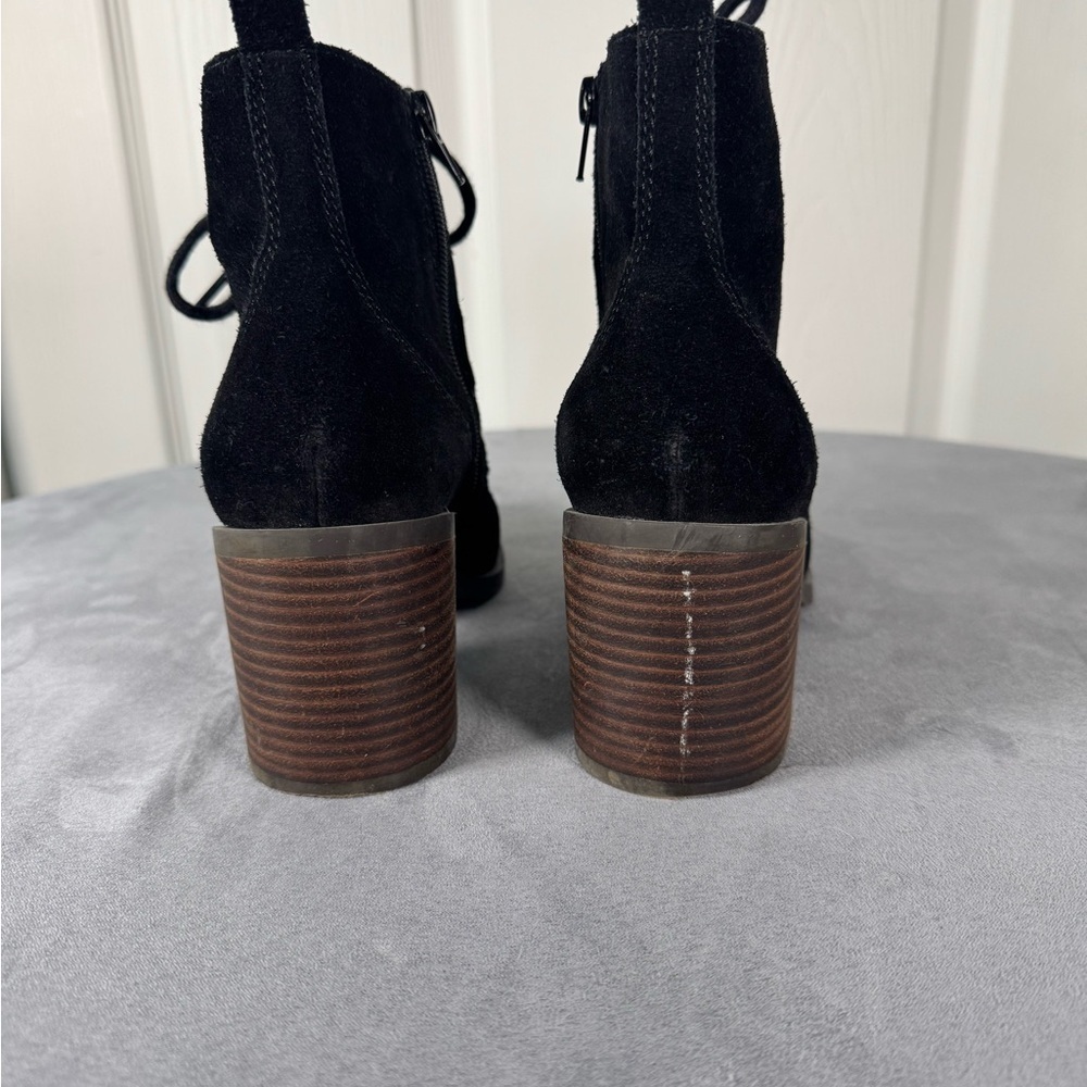 Lucky Brand Wadil Black Suede Lace Up Block Heeled Ankle Booties Size 7 - Picture 6 of 13
